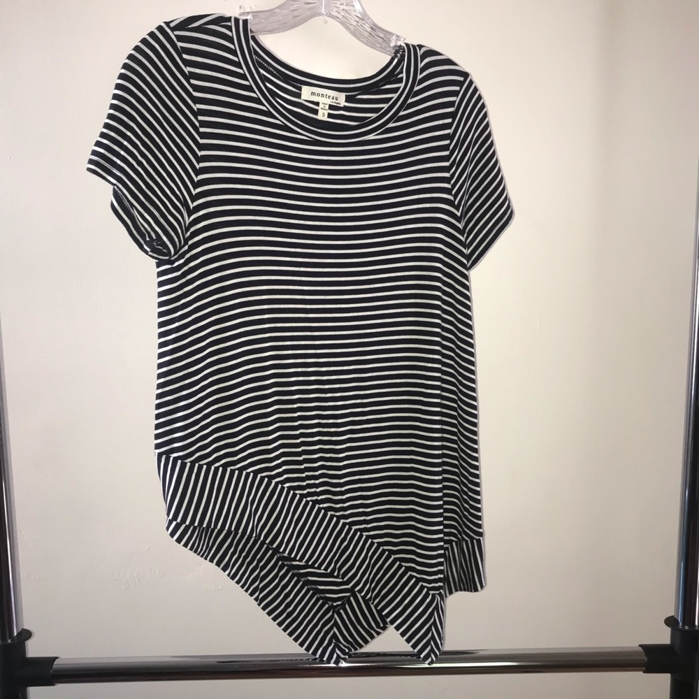 striped shirt sleeve top